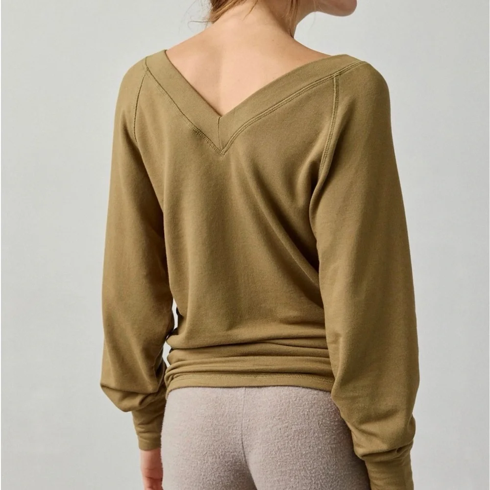 Urban Outfitters Out From Under Olive Lounge Set 🌿
